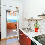 Modern In With Barbecue * Starigrad Paklenica