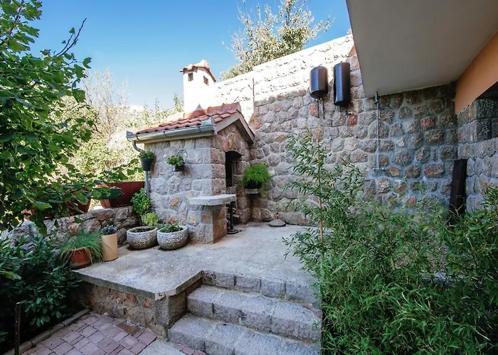 Modern In With Barbecue Διαμέρισμα