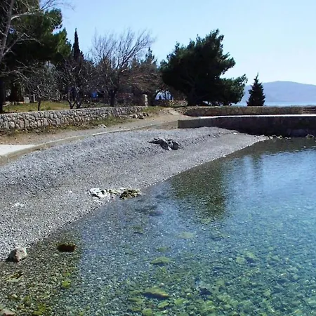 Apartment Modern In With Barbecue Starigrad Paklenica