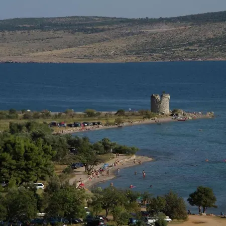 Apartment Modern In With Barbecue Starigrad Paklenica